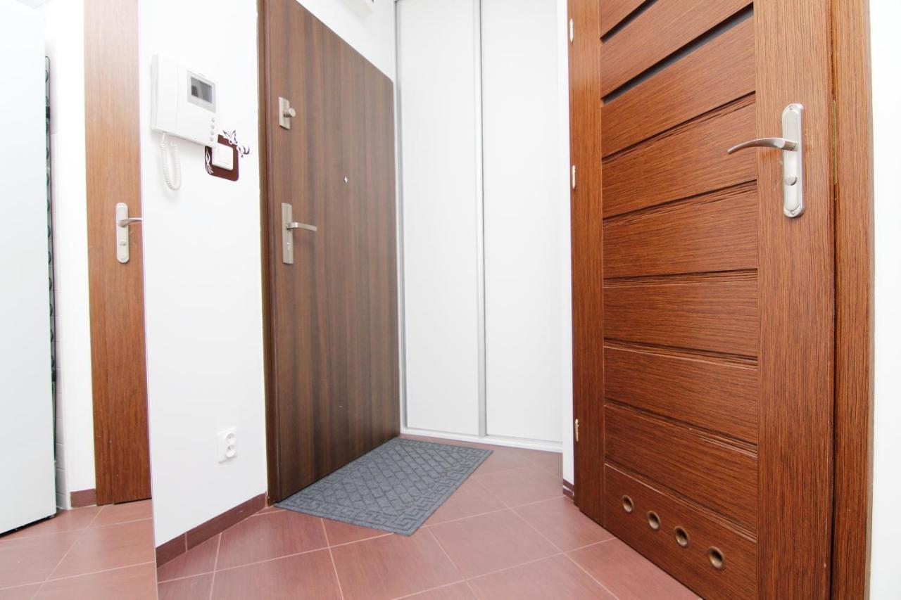 Blue River - Klimasa - Taras - Private Apartment Вроцлав Екстер'єр фото